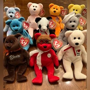 Lot of 10 TY Beanie Babies Bears. Been in storage, smoke free and pet free home.